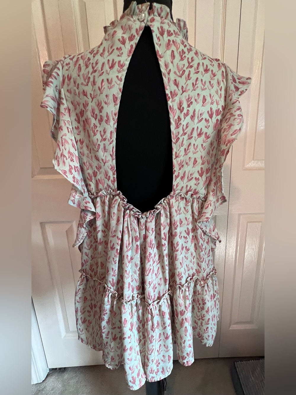 entro Tiered and Lined Tunic with Open Back Cottagecore Size Women’s Medium - Picture 8 of 15
